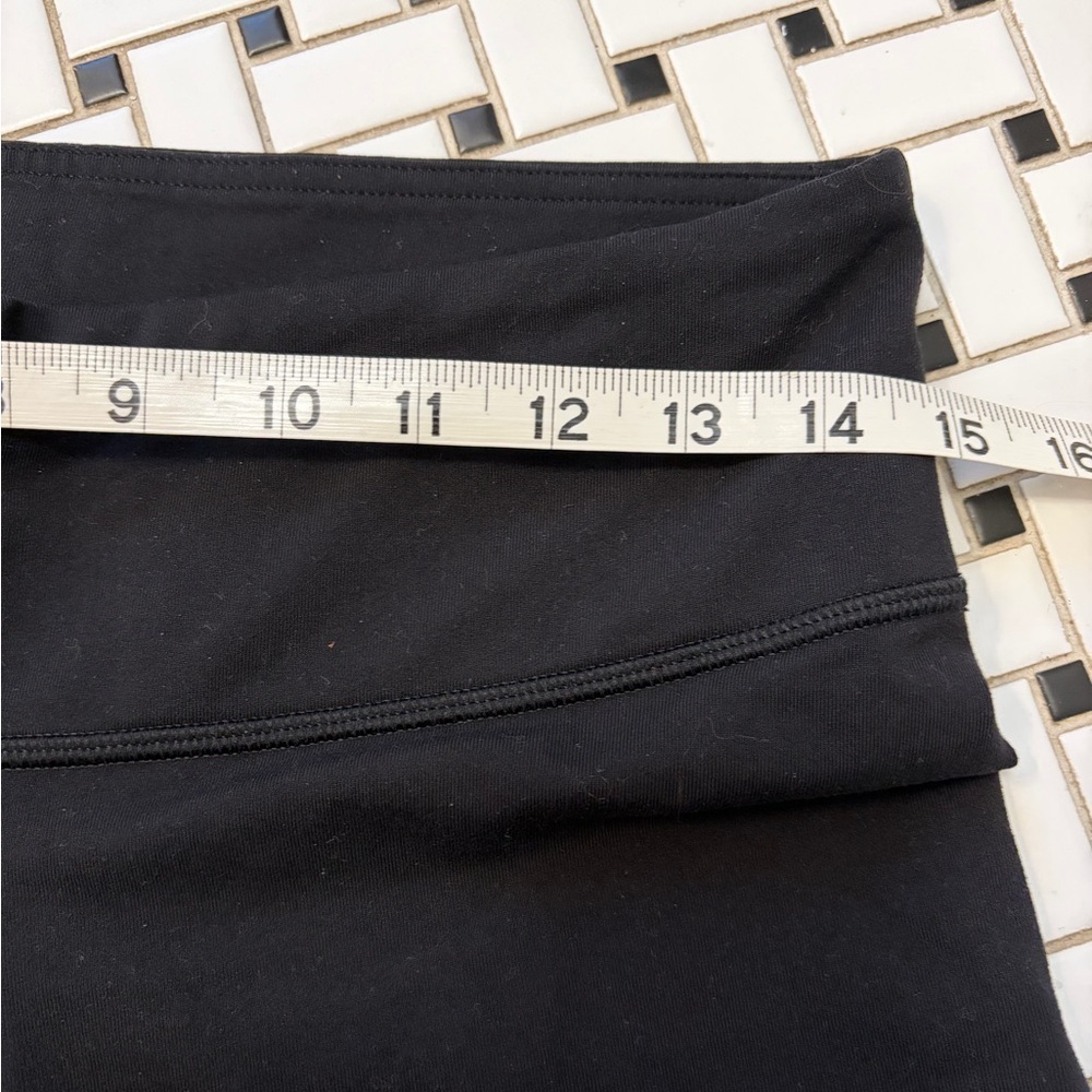 Lululemon Athletica Classic Black Capris - Picture 6 of 6